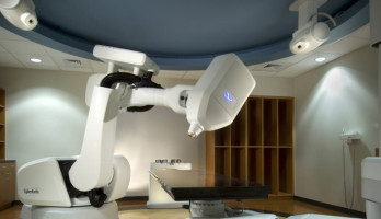 De cyberknife