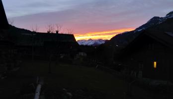 Avondstemming bij het Brienzermeer.