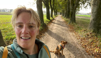 Saskia met labrador Boris