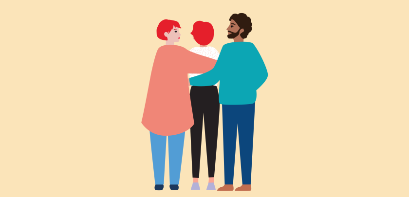 drie mensen op de rug gezien: twee ouders met hun kind in het midden